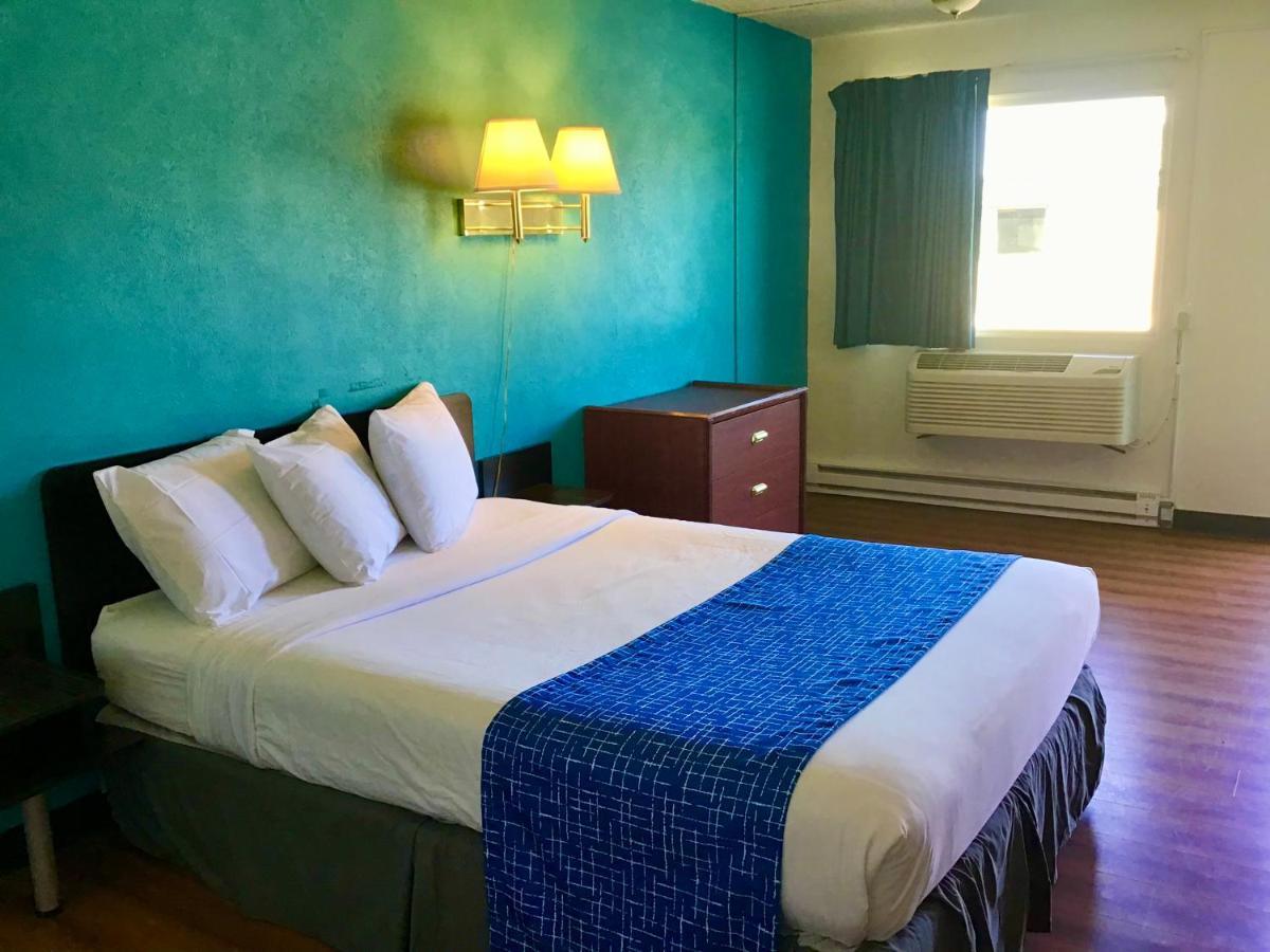 Travelodge Inn & Suites By Wyndham Missoula University Park Екстериор снимка
