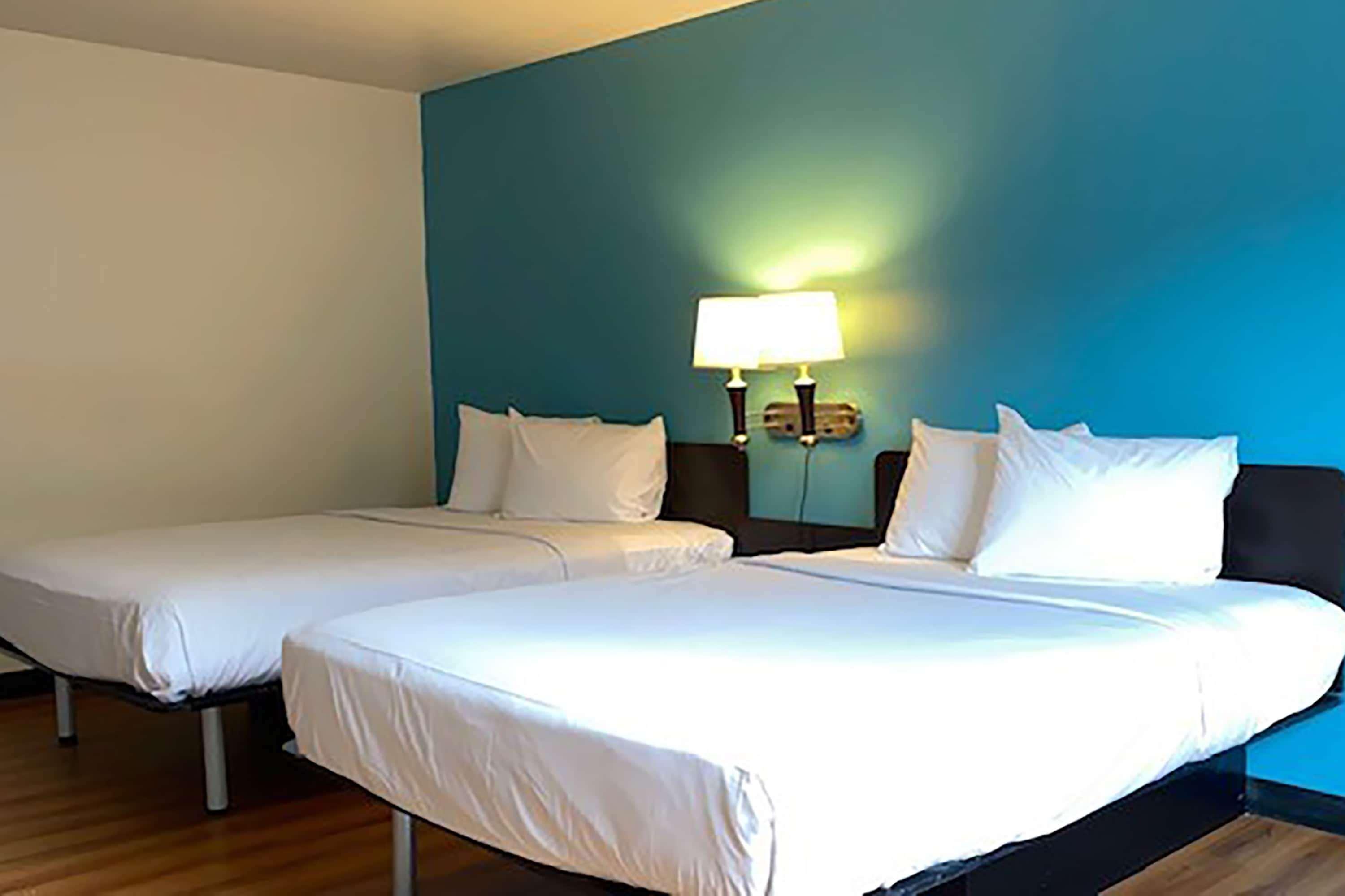 Travelodge Inn & Suites By Wyndham Missoula University Park Екстериор снимка