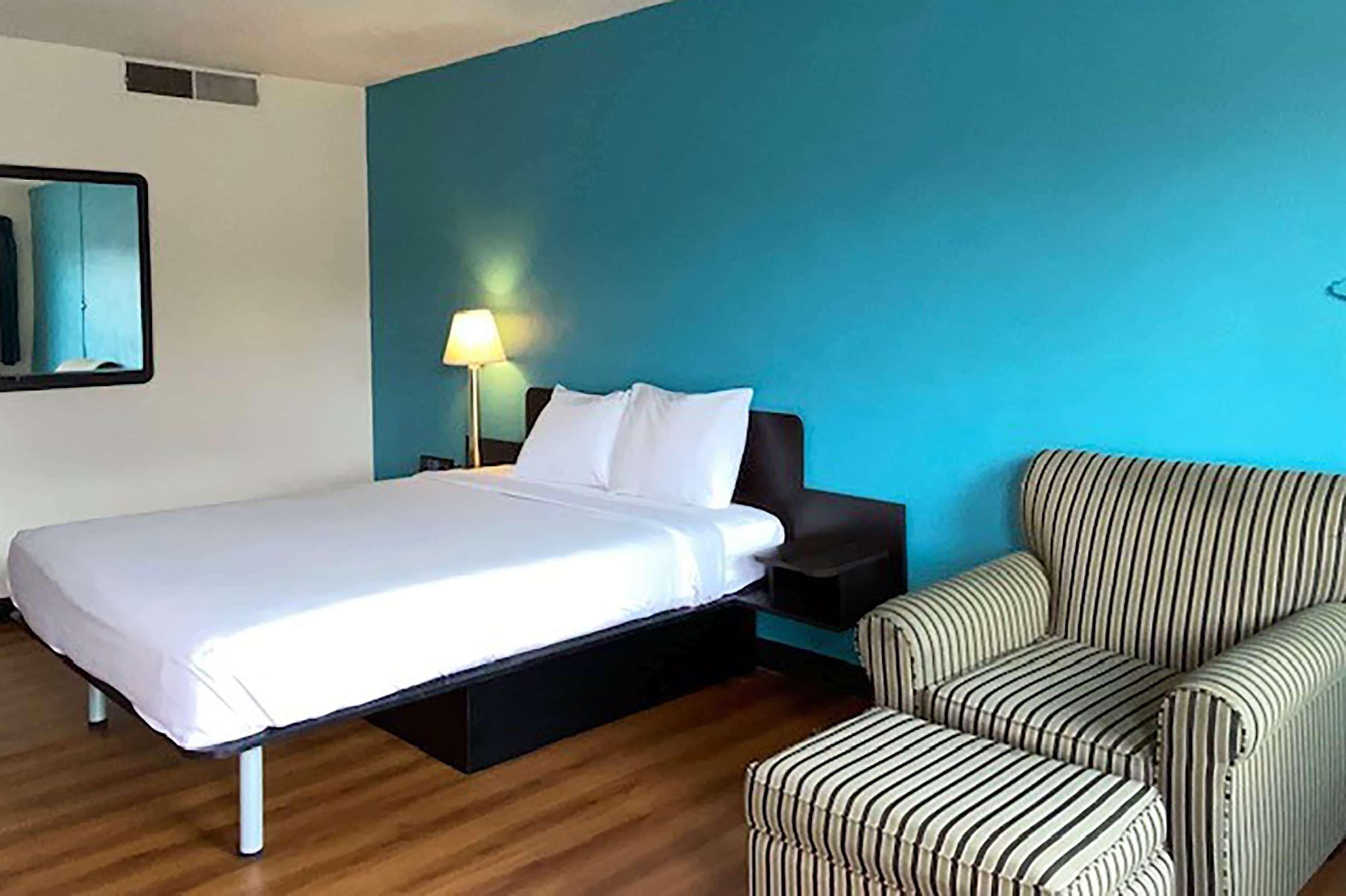 Travelodge Inn & Suites By Wyndham Missoula University Park Екстериор снимка